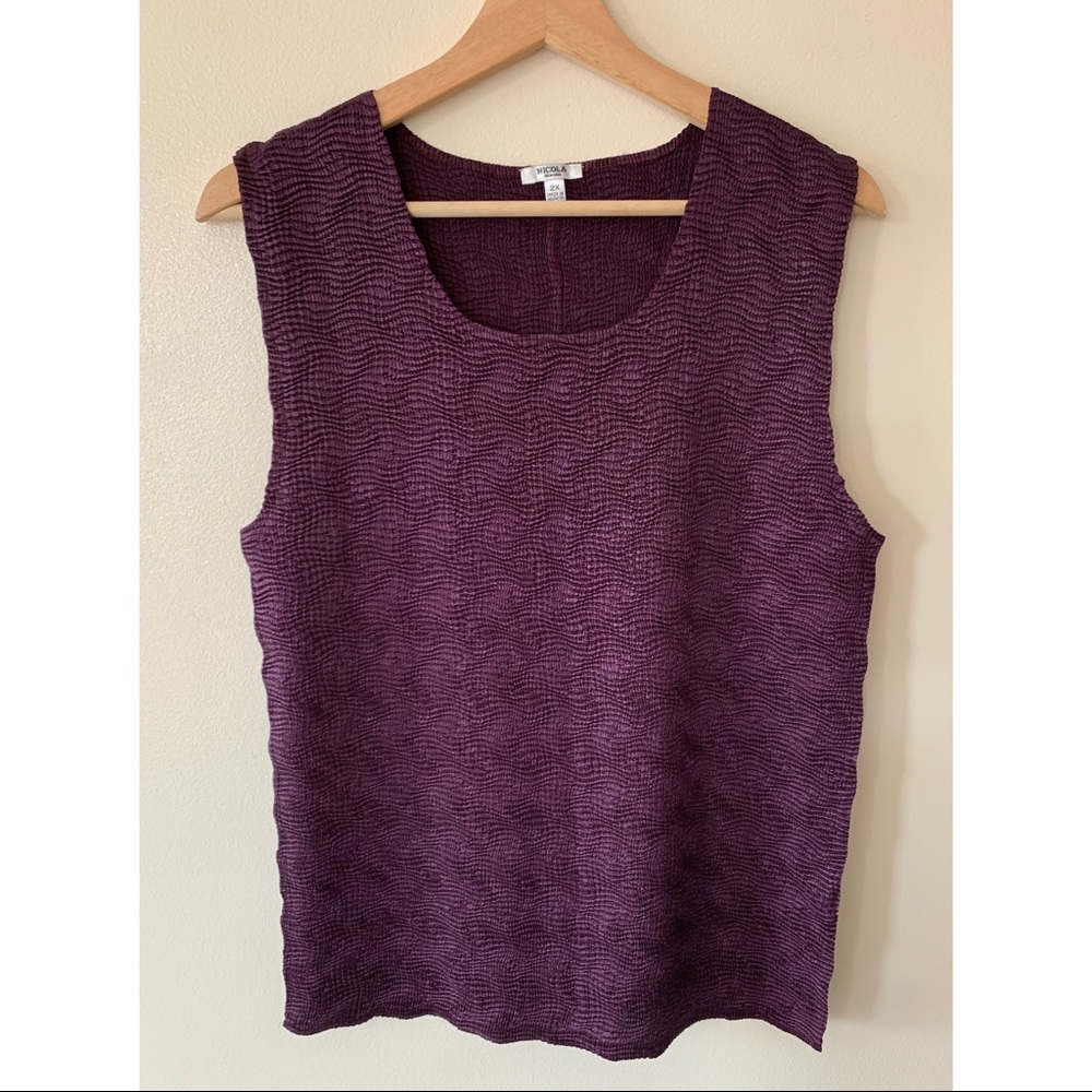 Nicola • 2X • Sleeveless Textured Tank Top
